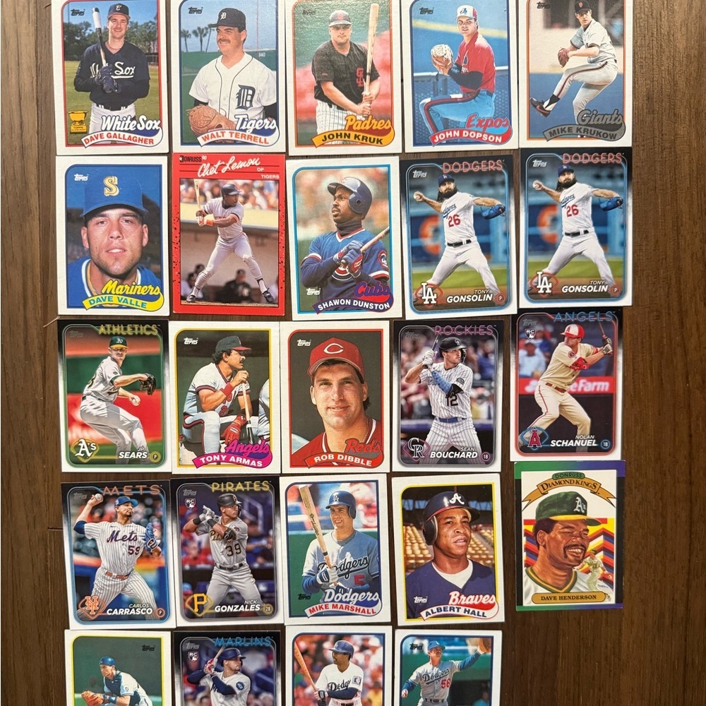 Baseball Card Lot 24 Total Like New Condition